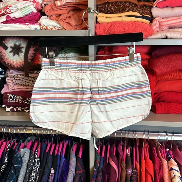 J Crew 2 1/2” white with green/blue/red stripes shorts size XXS (fits like XS)​ - Picture 3 of 3